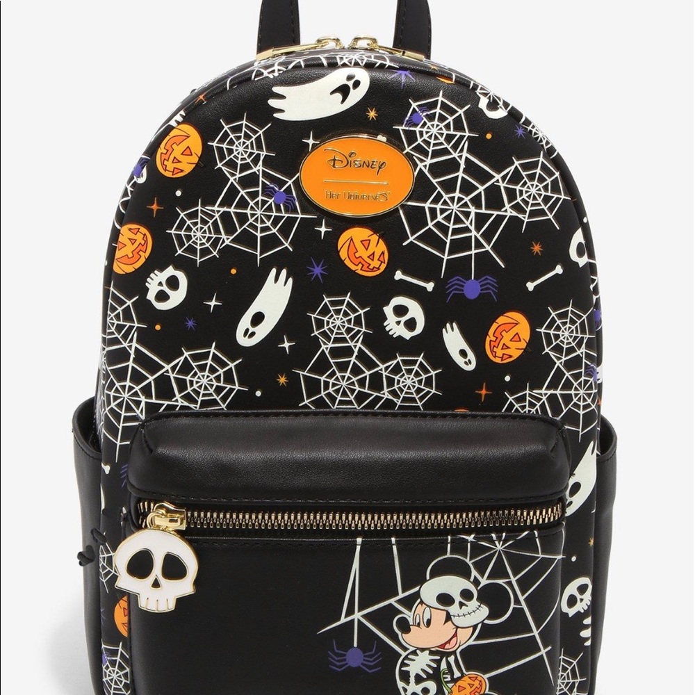 Disney Halloween Her Universe Mickey
Mouse Halloween Mini
Backpack-Glow in dark